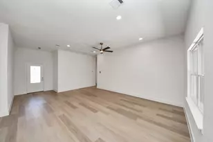 16280 Jeet St, Conroe, TX 77306 - Photo 9