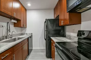 5001 Lamonte Ln, Houston, TX 77092 - Photo 11