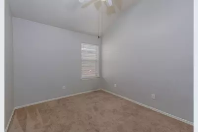 32015 Sue Lane, Pinehurst, TX 77362 - Photo 13