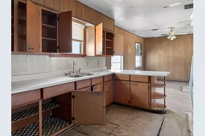 2029 9th Street, High Island, TX 77623 - Photo 5