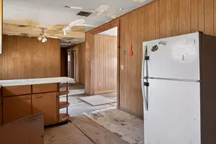 2029 9th St, High Island, TX 77623 - Photo 11