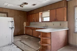 2029 9th St, High Island, TX 77623 - Photo 7