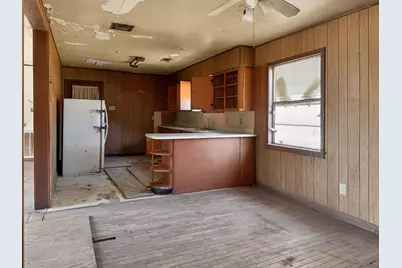 2029 9th Street, High Island, TX 77623 - Photo 9