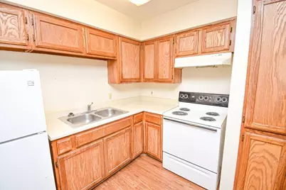 576 Ellen Powell Dr, Hempstead, TX 77445 - Photo 13