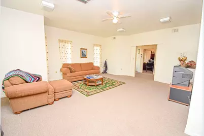 576 Ellen Powell Dr, Hempstead, TX 77445 - Photo 7