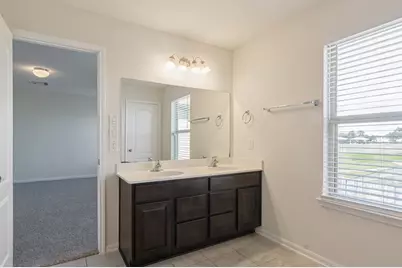 13067 Mills Creek Meadow Drive, Houston, TX 77070 - Photo 19