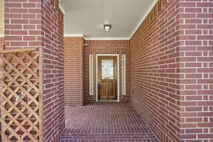 811 Arlington Pointe Dr, League City, TX 77573 - Photo 3