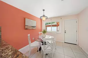 7714 Pecanwood St, Hitchcock, TX 77563 - Photo 13