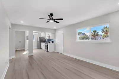 2919 Avenue K #2, Galveston, TX 77550 - Photo 5