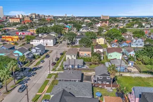 2919 Avenue K, Galveston, TX 77550 - Photo 21