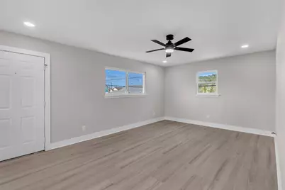 2919 Avenue K #2, Galveston, TX 77550 - Photo 17