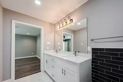 1623 Cherry Ridge Drive, Houston, TX 77077 - Photo 31