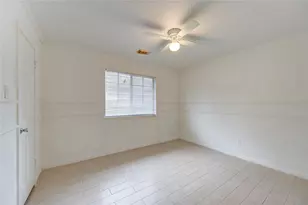 2915 Blue Mist Dr, Sugar Land, TX 77498 - Photo 17