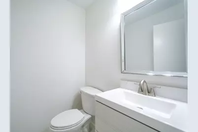 303 Swords Bend, Stafford, TX 77477 - Photo 9