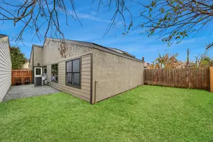 12517 Manor Ct, Houston, TX 77072 - Photo 29