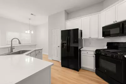 6011 Elton Knolls Street, Katy, TX 77449 - Photo 5