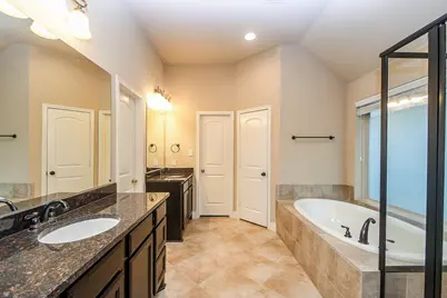 2911 Village Brook Lane, Pearland, TX 77584 - Photo 19