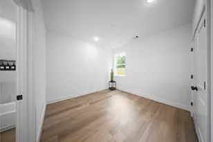 6544 Goldspier St, Houston, TX 77091 - Photo 17