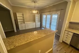 11711 Memorial Dr, Houston, TX 77024 - Photo 17