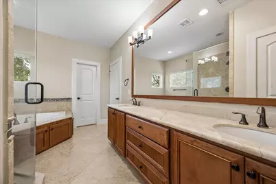 1112 Peveto Street #C, Houston, TX 77019 - Photo 23