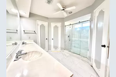 9002 Sabastian Drive, Houston, TX 77083 - Photo 23