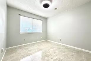 9002 Sabastian Dr, Houston, TX 77083 - Photo 19