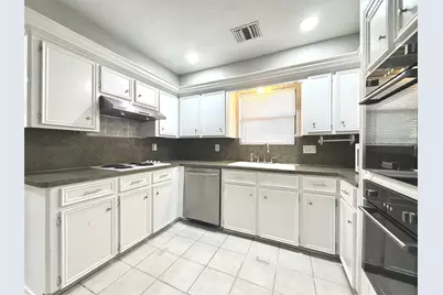 9002 Sabastian Drive, Houston, TX 77083 - Photo 9