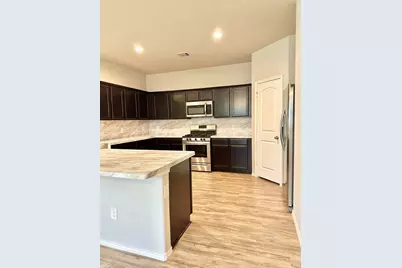 14223 Glacier Bay, Conroe, TX 77384 - Photo 3