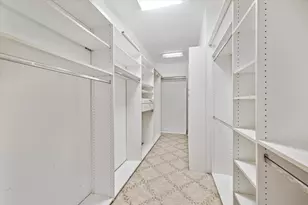 2 S Briar Hollow Ln, Houston, TX 77027 - Photo 21