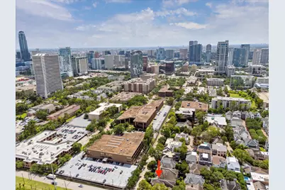 2 S Briar Hollow Lane #2, Houston, TX 77027 - Photo 35