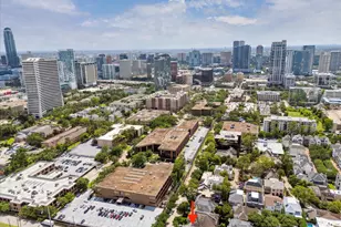 2 S Briar Hollow Ln, Houston, TX 77027 - Photo 35