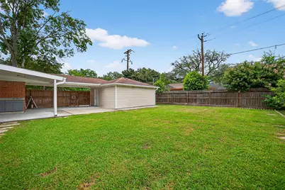 8530 Roos Road, Houston, TX 77036 - Photo 31