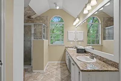 39 W Trace Creek Drive, The Woodlands, TX 77381 - Photo 23