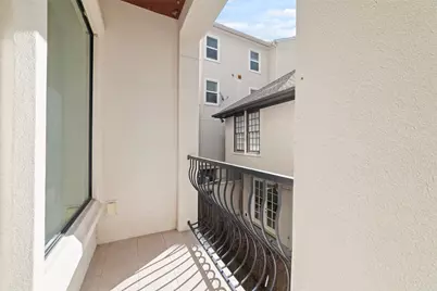 2221 Welch Street #201, Houston, TX 77019 - Photo 11