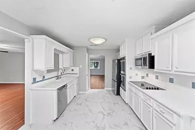 2042 Bridge Cross Lane, Houston, TX 77067 - Photo 9