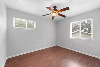 2042 Bridge Cross Lane, Houston, TX 77067 - Photo 17