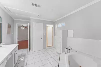 2042 Bridge Cross Lane, Houston, TX 77067 - Photo 15