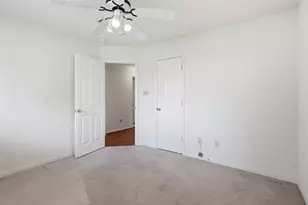 10707 Crestfield Ct, Houston, TX 77070 - Photo 25