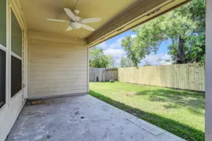 407 Annatto Ln, Crosby, TX 77532 - Photo 21