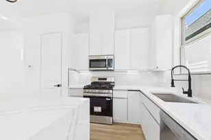 5318 Terry St, Houston, TX 77009 - Photo 11