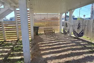 6224 Avenue R, Galveston, TX 77551 - Photo 25