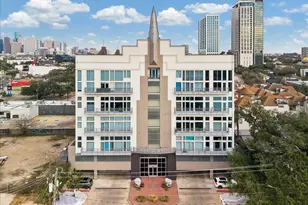 3311 Yupon St, Houston, TX 77006 - Photo 1