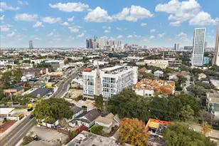 3311 Yupon St, Houston, TX 77006 - Photo 15