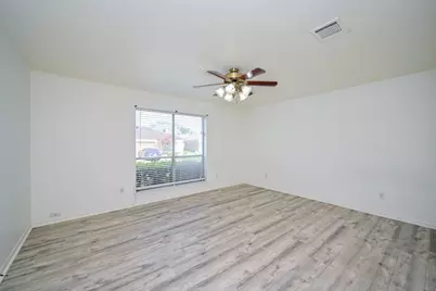 7735 Quail Meadow Drive, Houston, TX 77071 - Photo 31