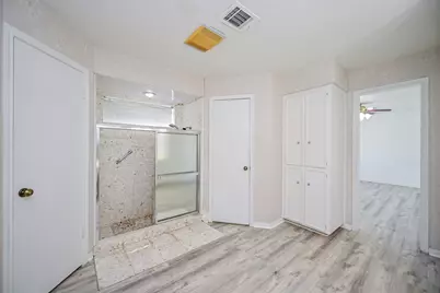 7735 Quail Meadow Drive, Houston, TX 77071 - Photo 39