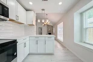 22103 Diane Dr, Spring, TX 77373 - Photo 5