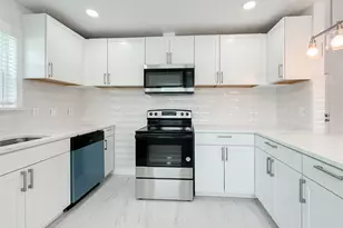22103 Diane Dr, Spring, TX 77373 - Photo 7