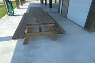 1166 N Monkhouse Dr, Crystal Beach, TX 77650 - Photo 33