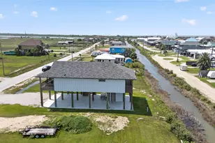 1166 N Monkhouse Dr, Crystal Beach, TX 77650 - Photo 41