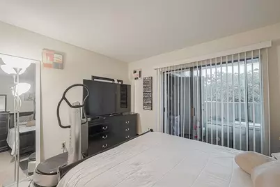 3075 Walnut Bend Lane #28, Houston, TX 77042 - Photo 15